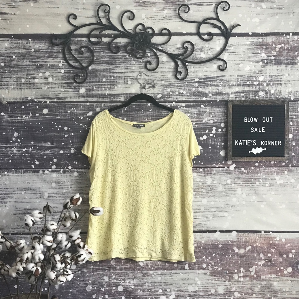 Yellow Crochet Floral Pattern Tee